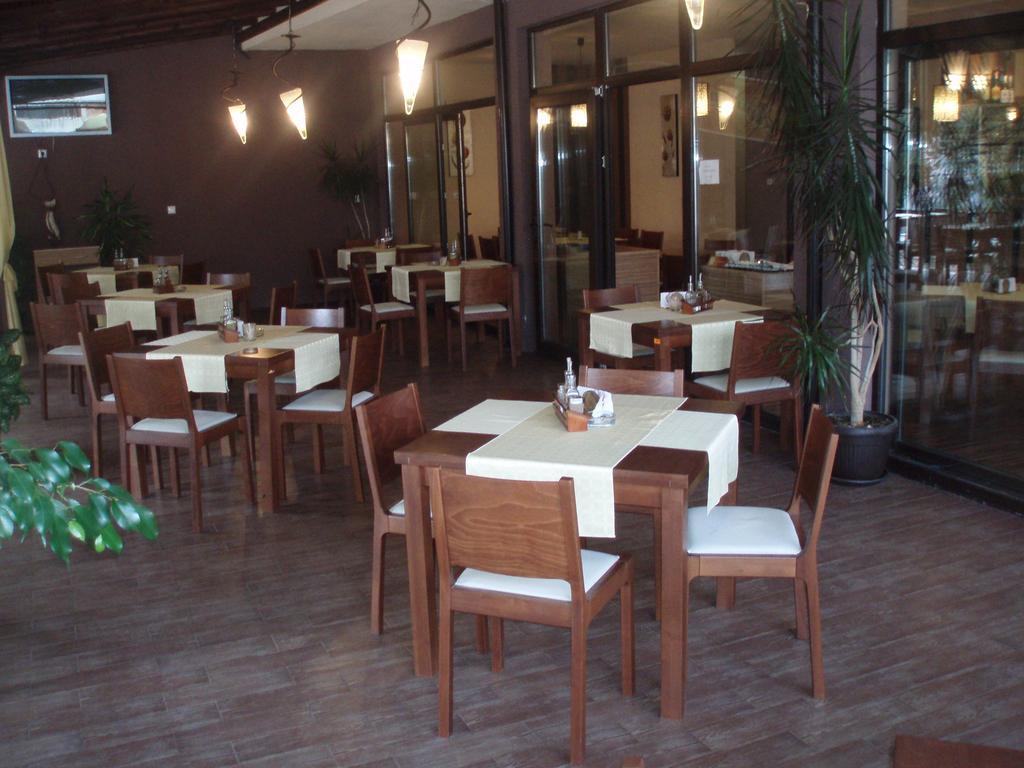 Hotel Rusalka Kiten  Exterior photo